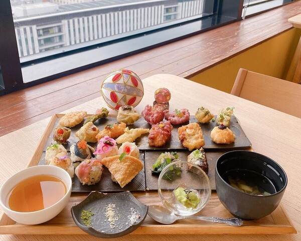 天ぷらと手まり寿司 都